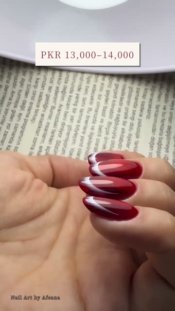 Red chrome swirl almond set